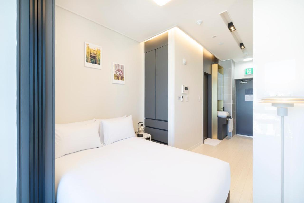From H Reposant Hotel Busnan Seomyeon Busan Dış mekan fotoğraf